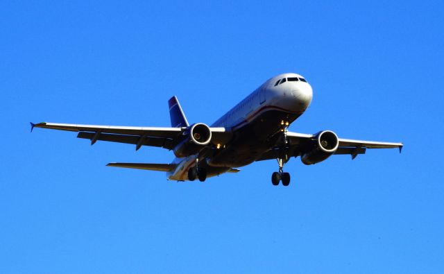 Airbus A319 —