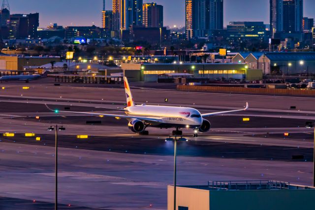 Airbus A350-1000 (G-XWBM) - A British Airways A350-1000 taxiing at PHX on 2/1/23. Taken with a Canon R7 and Tamron 70-200 G2 lens.