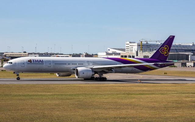 BOEING 777-300ER (HS-TKZ)