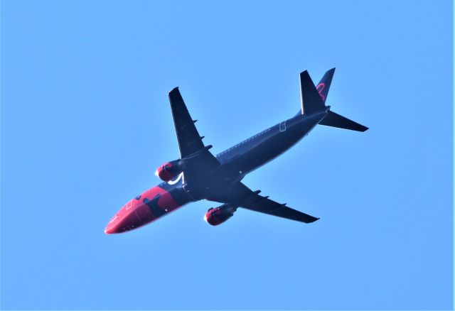 C-GGWX — - C-GGWX BOEING 737-408 NOLINOR AVIATION survolant la ville de Lavaltrie QC. le 16-09-2022 à 17:11