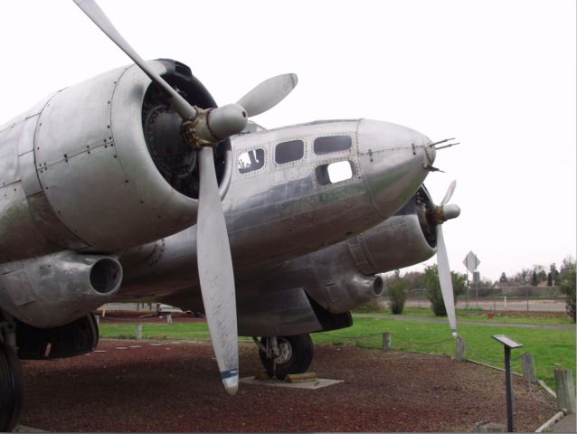 — — - Really cool WWII plane