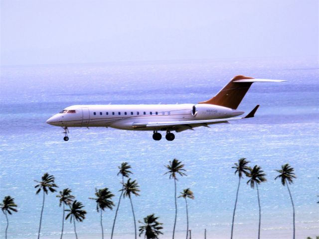 Bombardier Global Express (N885AQ)