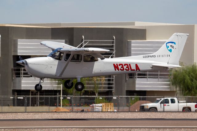 Cessna Skyhawk (N33LA) - Spotted at KSDL on 06-26-2020