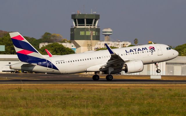 Airbus A320neo (PR-XBF)