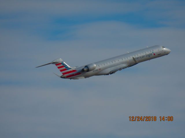Canadair Regional Jet CRJ-900 (N593NN)