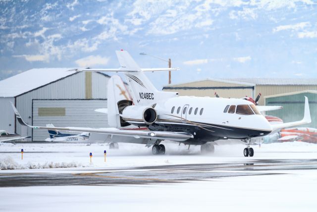 Hawker 800 (N248EC)