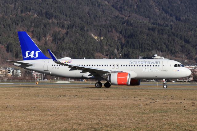 Airbus A320neo (SE-ROG)