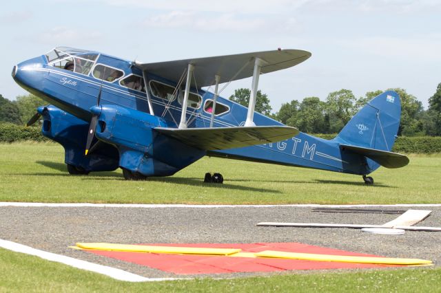 — — - De Havilland DH 90 Dragonfly.