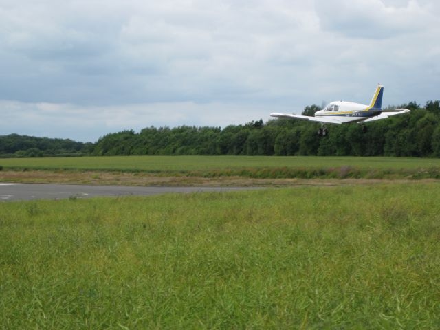 Piper Cherokee (G-AVLT) - G-AVLT landing RWY27