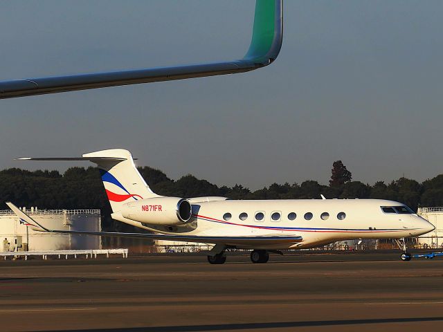 Gulfstream Aerospace Gulfstream G650 (N871FR) - I took this picture on  Feb 18, 2019.