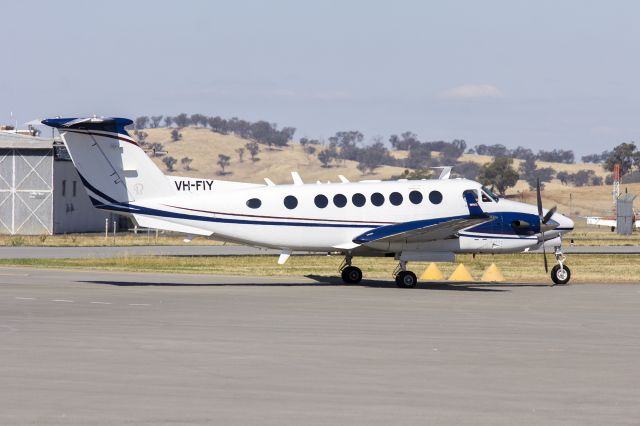 Beechcraft Super King Air 350 (VH-FIY) - Pearl Aviation (VH-FIY) Beechcraft B300 Super King Air 350, on contract for Airservices Australia Flight Inspection Service, taxiing at Wagga Wagga Airport.