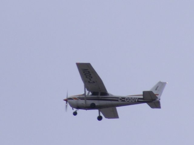 C-GOQV — - overflying runway 25