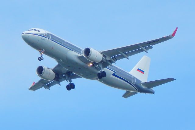Airbus A320 (VP-BNT)