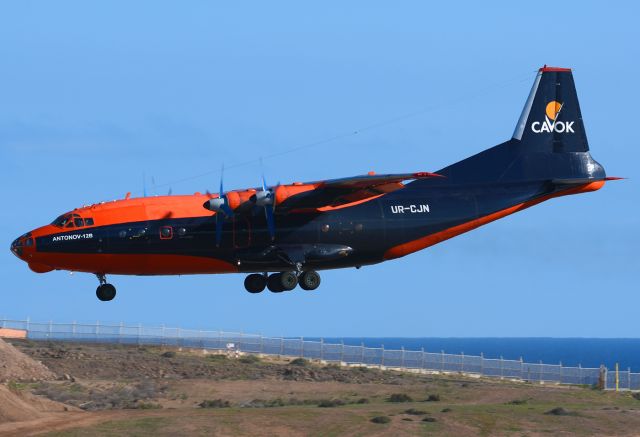 Antonov An-12 (UR-CJN)