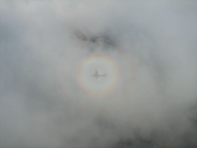 Cessna Skyhawk (N5093R) - Enroute to Williamsport from Greenwood Lake (4N1)after a nice breakfast on the way home from the Hudson River Corridor. Shadows in the clouds.