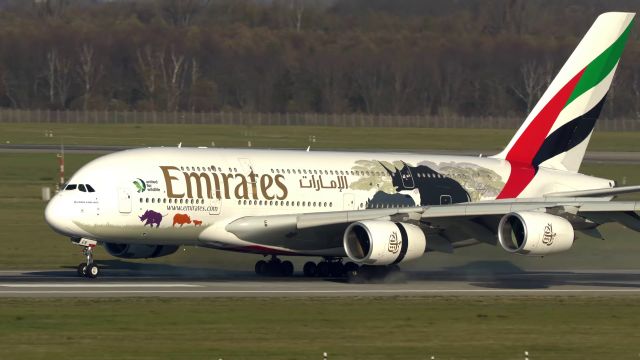 Airbus A380-800 (A6-EER)