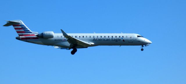 Canadair Regional Jet CRJ-700 (N545PB) - On short final is 2011 American Airlines Eagle Canadair Regional Jet CRJ-702ER in the Summer of 2022.