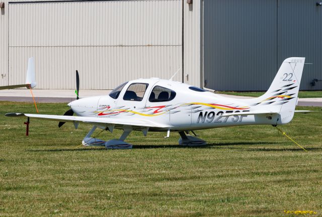 Cirrus SR-22 (N927SF)