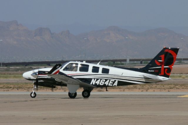 Beechcraft Baron (58) (N464EA) - Gorgeous BE58!