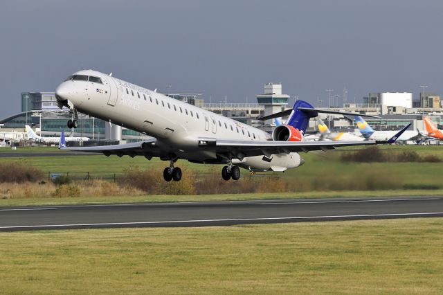 Canadair Regional Jet CRJ-900 (EI-FPP) - SAS540 operating as CityJet 540 departing to Copenhagen