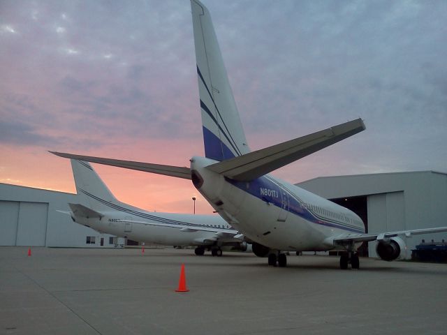 BOEING 737-400 (SWQ801)