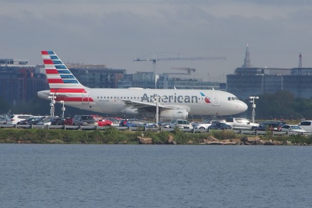 Airbus A319 (N834AW)