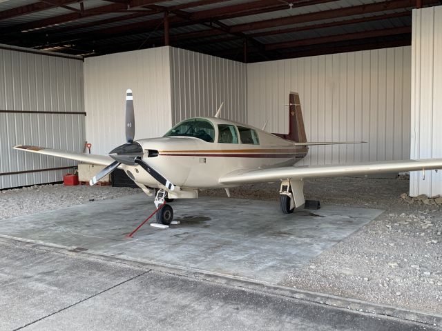 Mooney M-20 (N3963H)