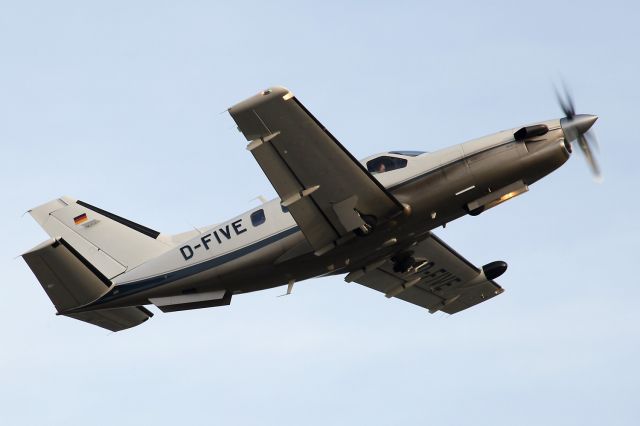 Socata TBM-700 (D-FIVE)