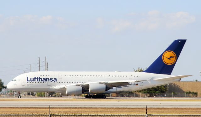 Airbus A380-800 (D-AIMI)