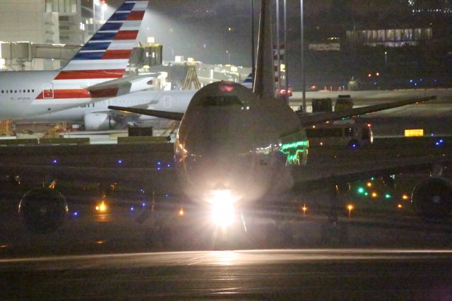 Boeing 747-400 (N406KZ)