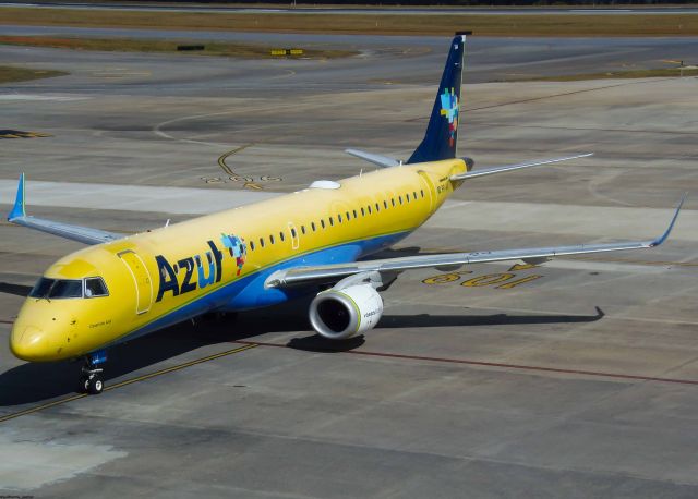 EMBRAER 195 (PR-AUA)