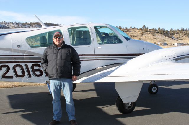 Beechcraft 55 Baron (N2016K)