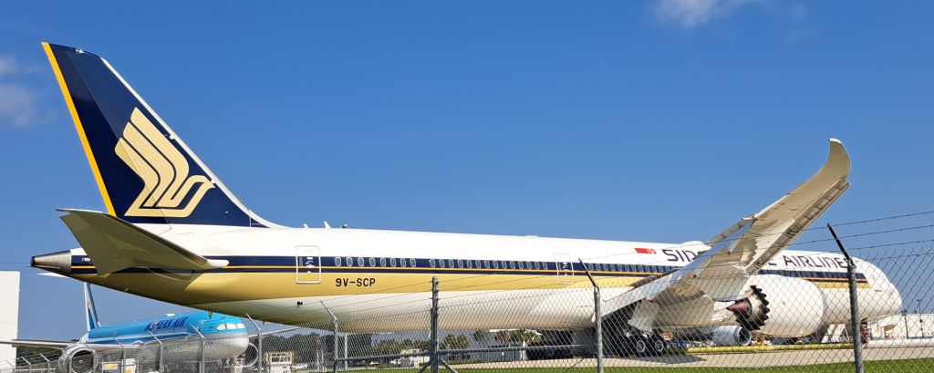 9V-SCP — - This is the 787 with 1000th sticker on it 