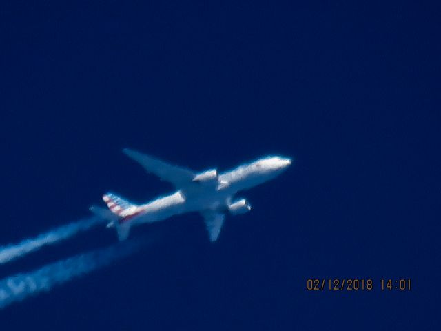 Boeing 777-200 (N790AN)