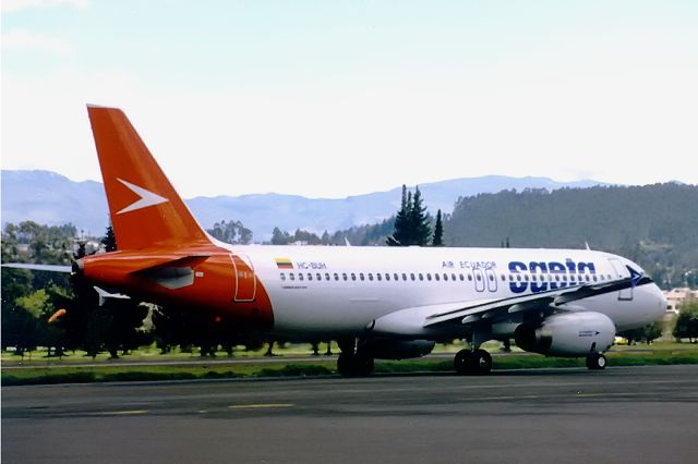 Airbus A320 (HC-BUH)