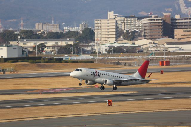 Embraer 170/175 (JA213J)