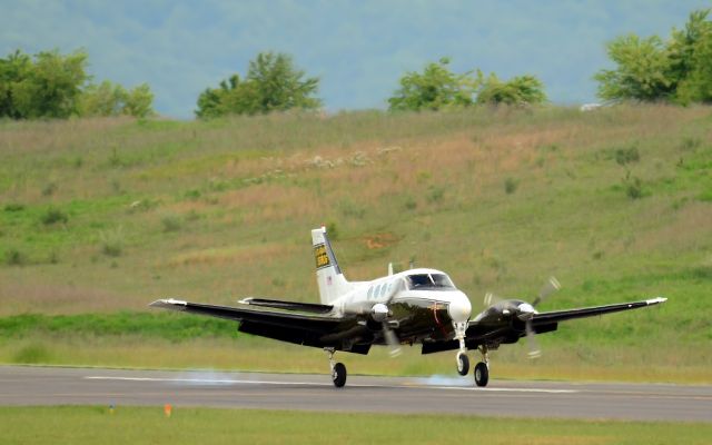 Beechcraft King Air 90 (N906HF)