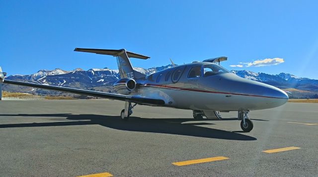 Eclipse 500 (N136TE) - Another day at Glacier with N136TE Eclipse very light jet and Elite Flight Jets of Scottsdale.