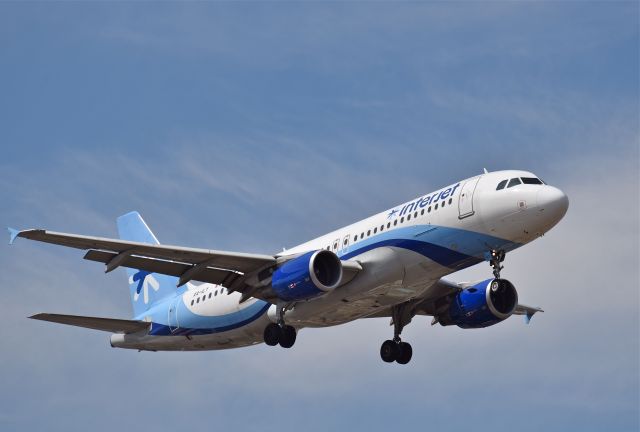 Airbus A320 (XA-ILY) - Airbus  A320-214 XA-ILY MSN 3123 of Interjet (Ceased operations july 2021) is on approach to Mexico City International Airport (02/2019).
