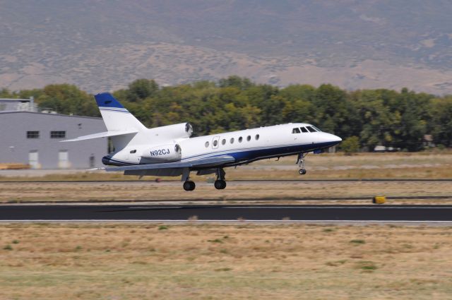 Dassault Falcon 50 (N92CJ) - Old school Flacon 50 landing Runway 13. br /Best viewed in full! 