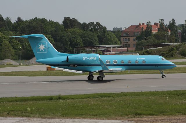 Gulfstream Aerospace Gulfstream IV (OY-APM) - Maersks Gulfstream Aerospace GIV-X(G450)