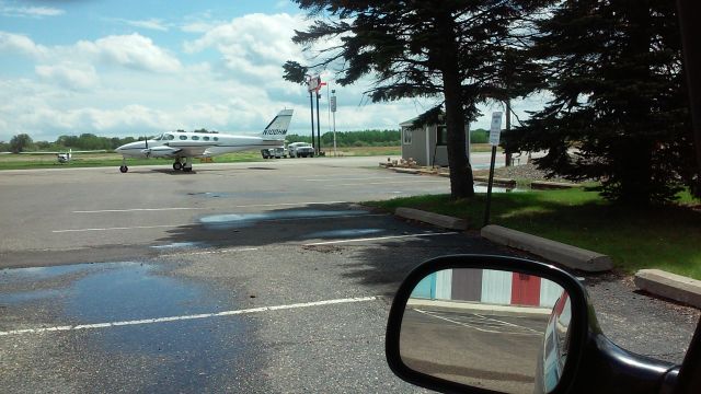 Cessna 340 (N100HM) - 7N100HM.   Not a good photo of a Cessna 340A. Wellbr /br /br /br /This is the 1st of 3 photos I shot shot with Smartphone ll know better next time to move on a lot closer to the aircraft.