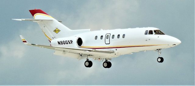 Boeing Goshawk (N900XP) - Hawker 900XP of Sil-Con Air landing on R10L at FLL on May 31, 2023.