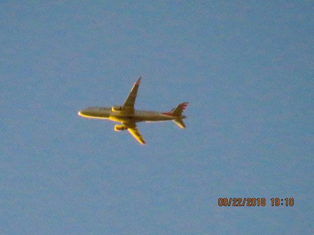 Embraer 175 (N224NN)