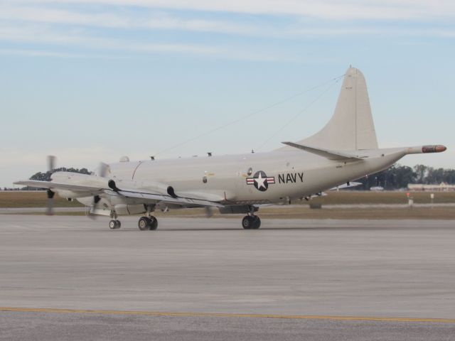 Lockheed P-3 Orion —