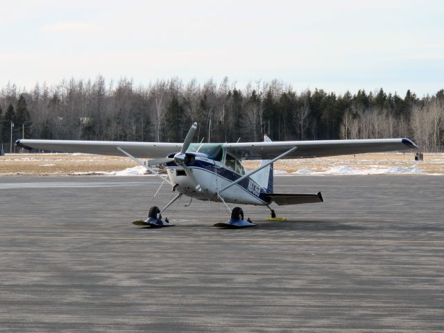 Cessna Skylane (N61368) - A very nice aircraft!