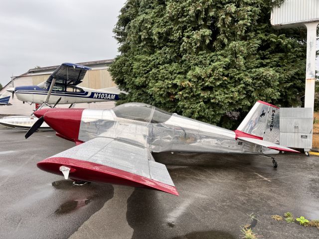 Vans RV-6 (N822WY) - Gorgeous chrome and red RV-6 with a Wyoming emblem on the tail and a registration ending in WY. I wonder which state the owner is from.