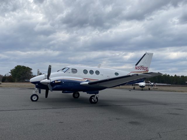 Beechcraft King Air 90 (N501GS)