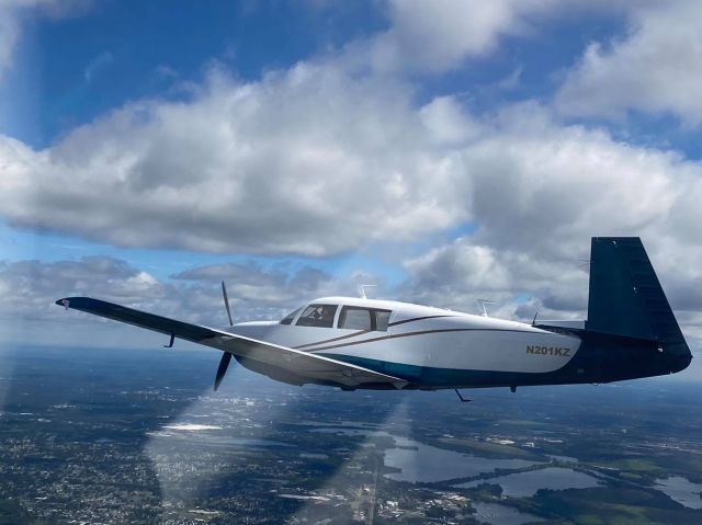 Mooney M-20 (N201KZ) - Formation Flying to Sky Manor