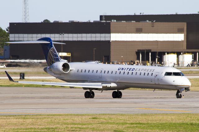 Canadair Regional Jet CRJ-700 (N707SK)